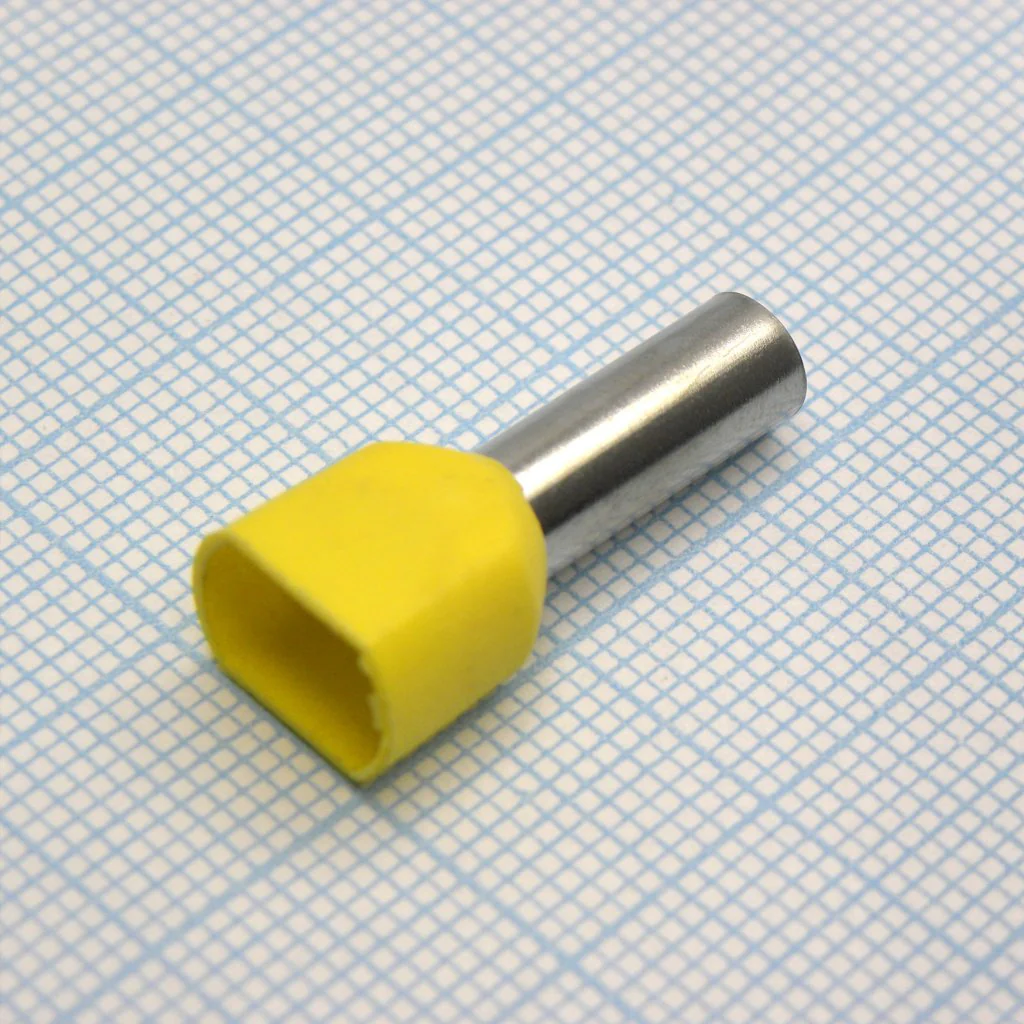 TE  6014  Yellow - наконечник кабельный торцевой сдвоенный трубчатый с изоляцией, L=26.1/14мм, провод 2х6.0мм2