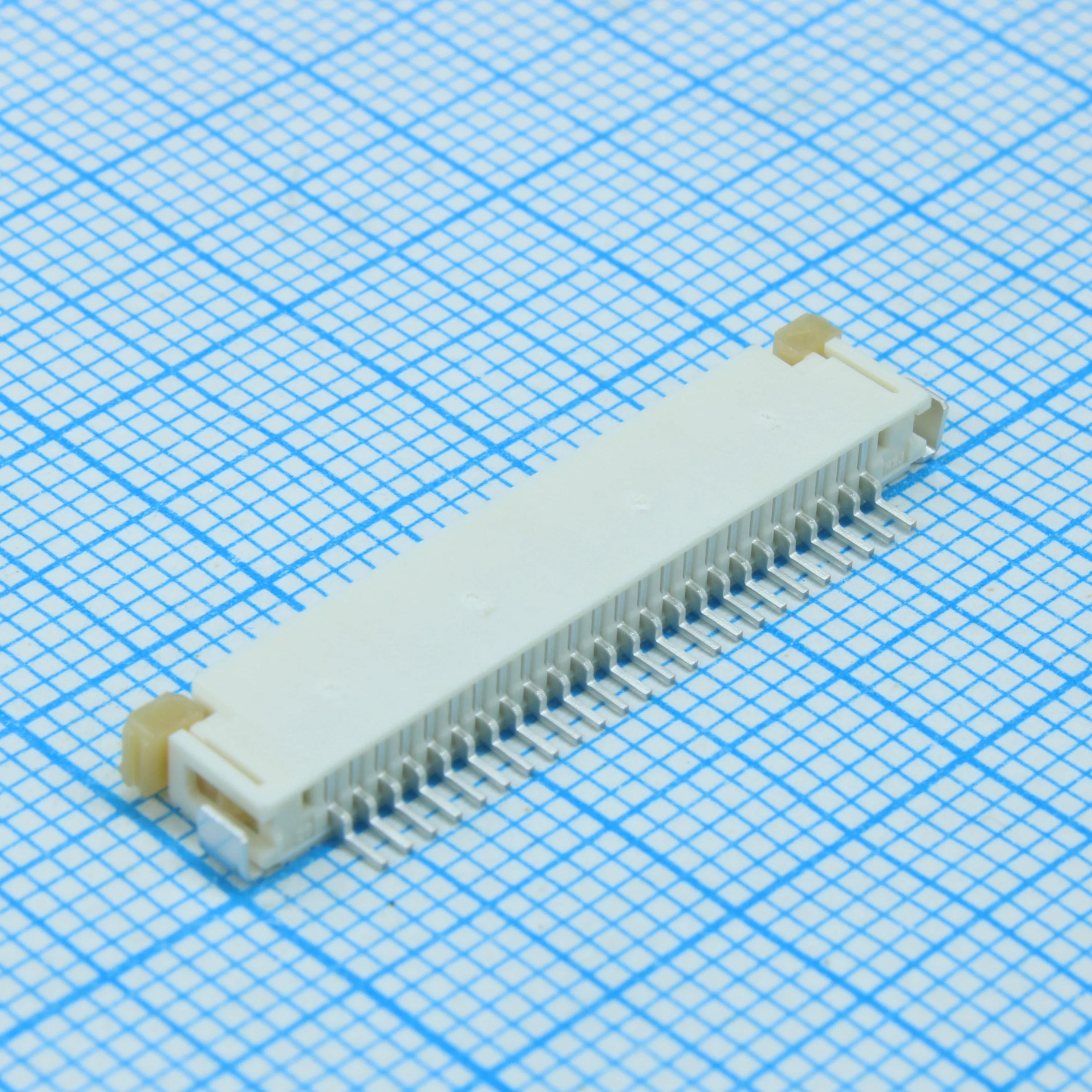 522072460 - Соединитель FPC 24 контакта шаг 1мм угловой SMD лента на катушке