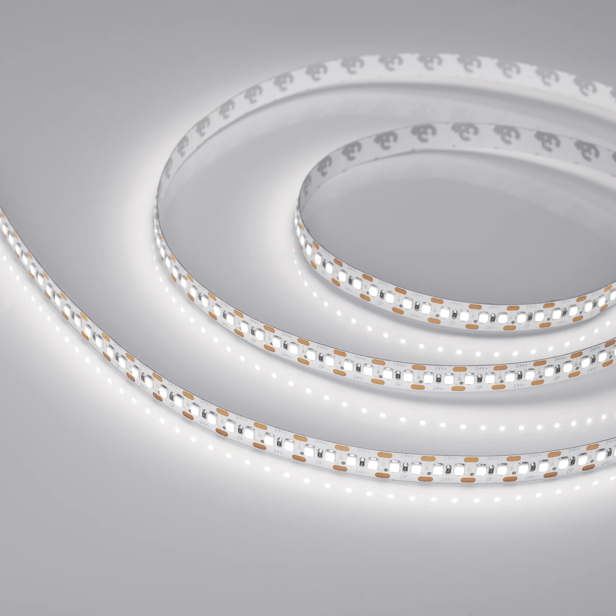 Лента RT-A168-10mm 24V Day5000-CX2 (17.3 W/m, IP20, 2835, 5m) 028735(2) - Гибкая лента LUX, разрезается по два светодиода, светодиоды smd 2835, 168шт/м (840шт на 5м), белая плата 10мм, скотч 3М. Цвет БЕЛЫЙ ДНЕВНОЙ 4800-5200K. Питание 24V, макс. мощность 1