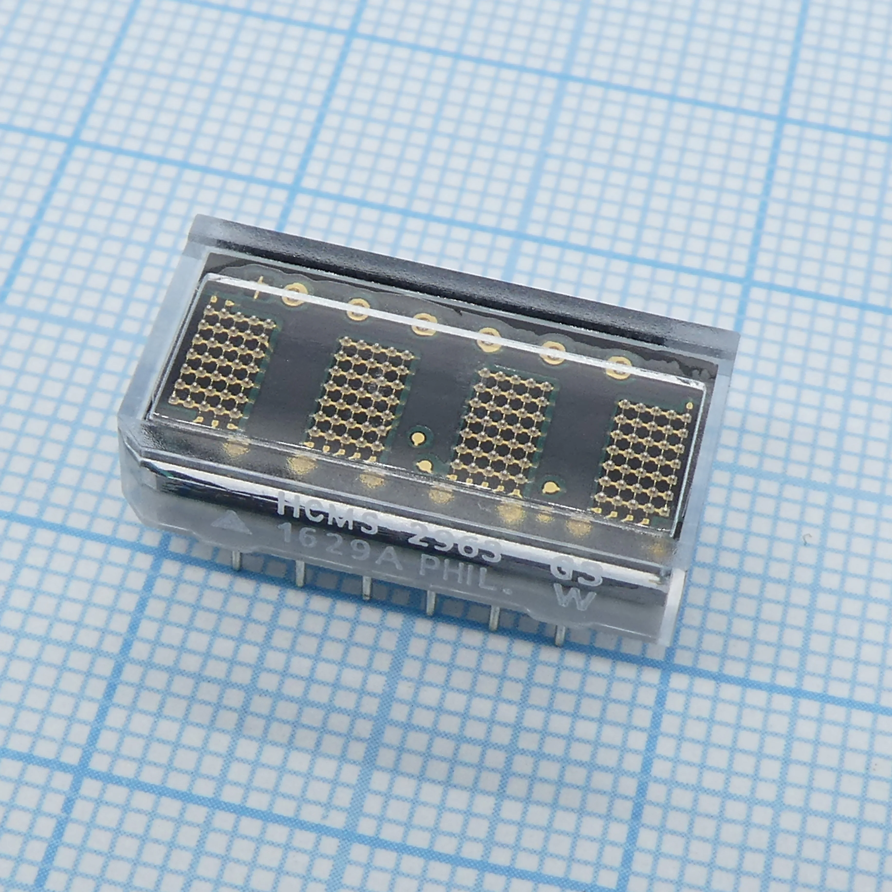 HCMS-2963 - Всокопроизводительный cветодиодный дисплей, 5х7, алфавитно-цифровой
