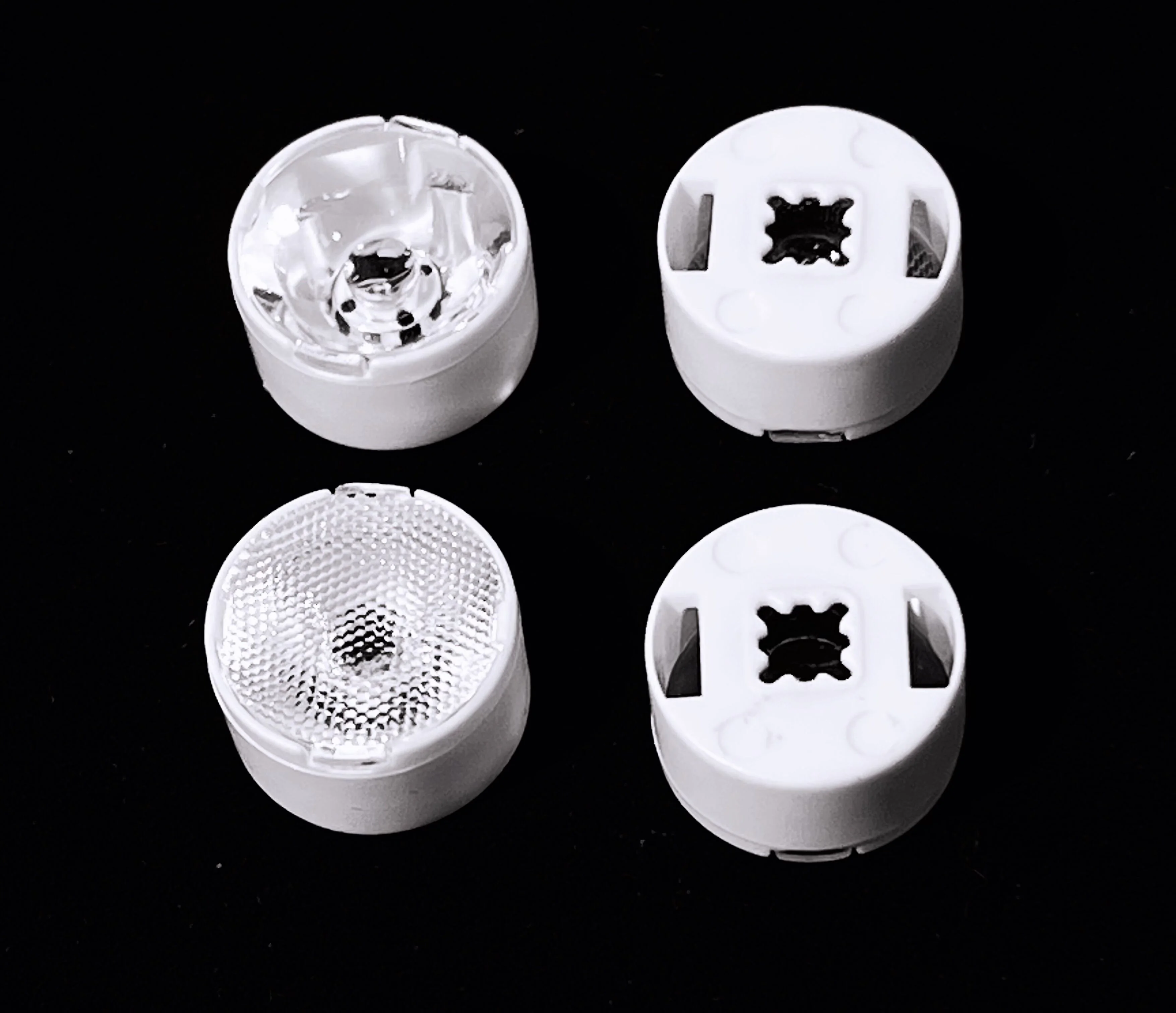 AT16D9H13G - Линза белая для светодиода 3535/3030,  ~13°,  D=16,1mm  H:9,7mm, PMMA