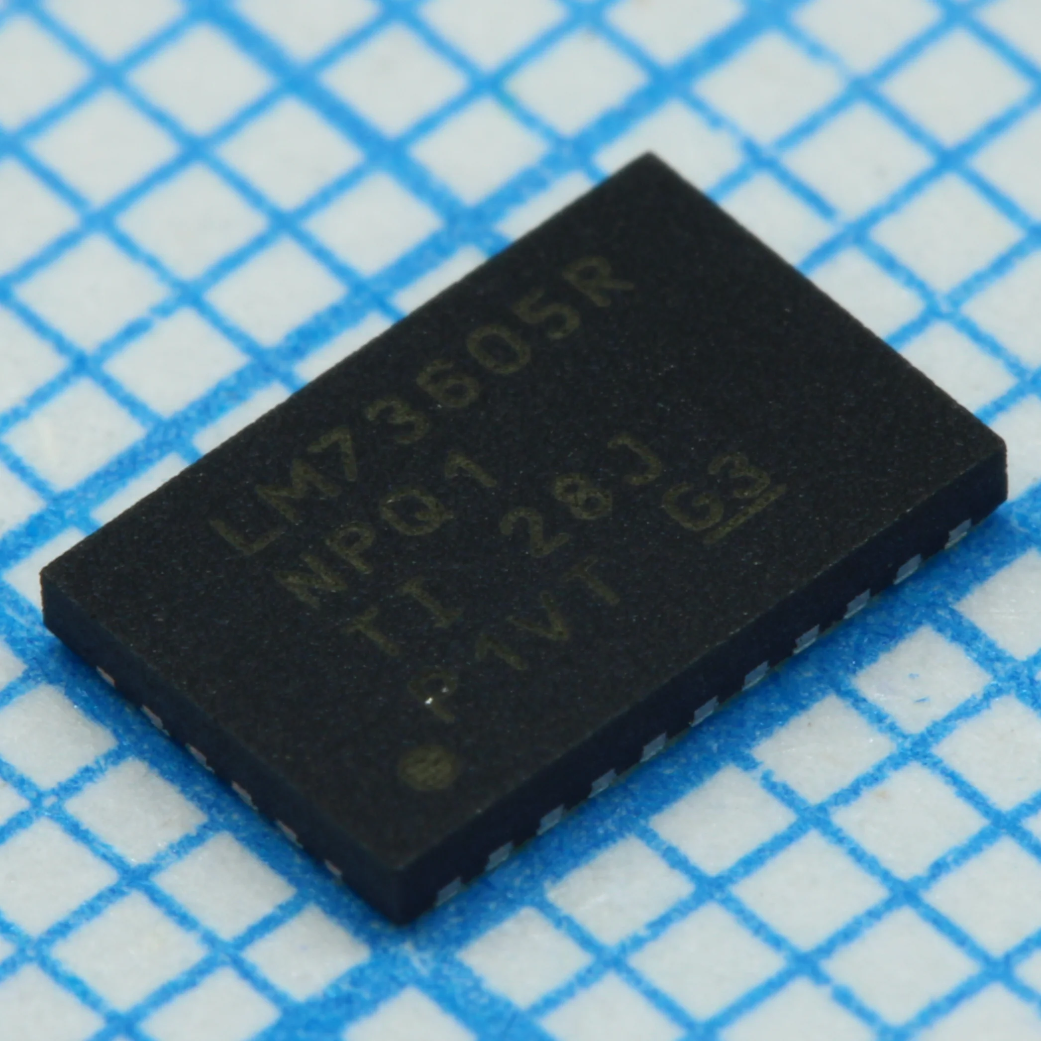 LM73605QRNPRQ1 - Преобразователь постоянного тока понижающий синхронный  подстраиваемый 5А