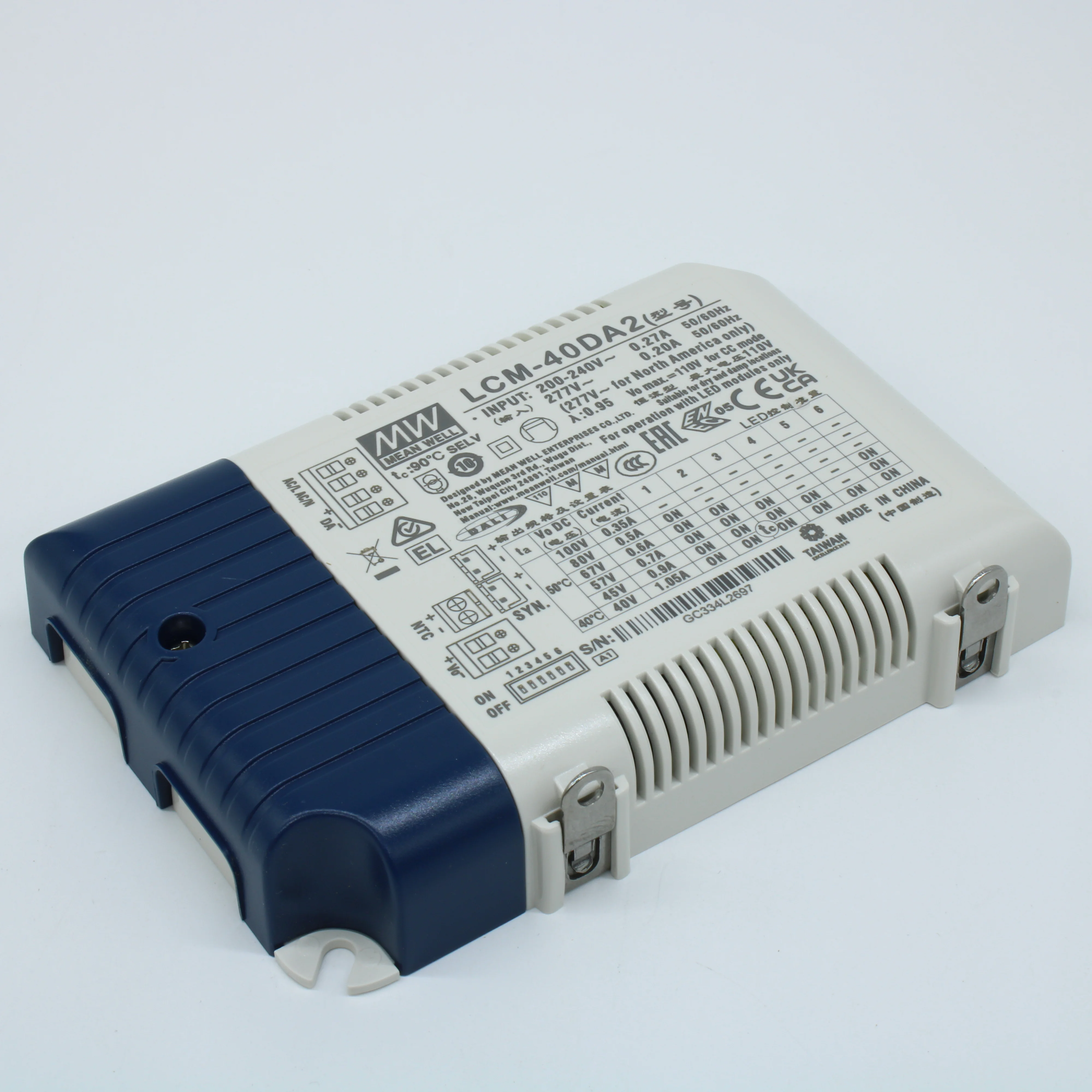 LCM-40DA2 - AC-DC, 42Вт, стабилизатор тока, вход 180…295В AC, 47…63Гц /254…417В DC, выход 350…1050мA/2…100В, ККМ, изоляция 3750В AC, в кожухе 123.5х81.5х23мм, -30…+60°С, димминг кнопкой и DALI2