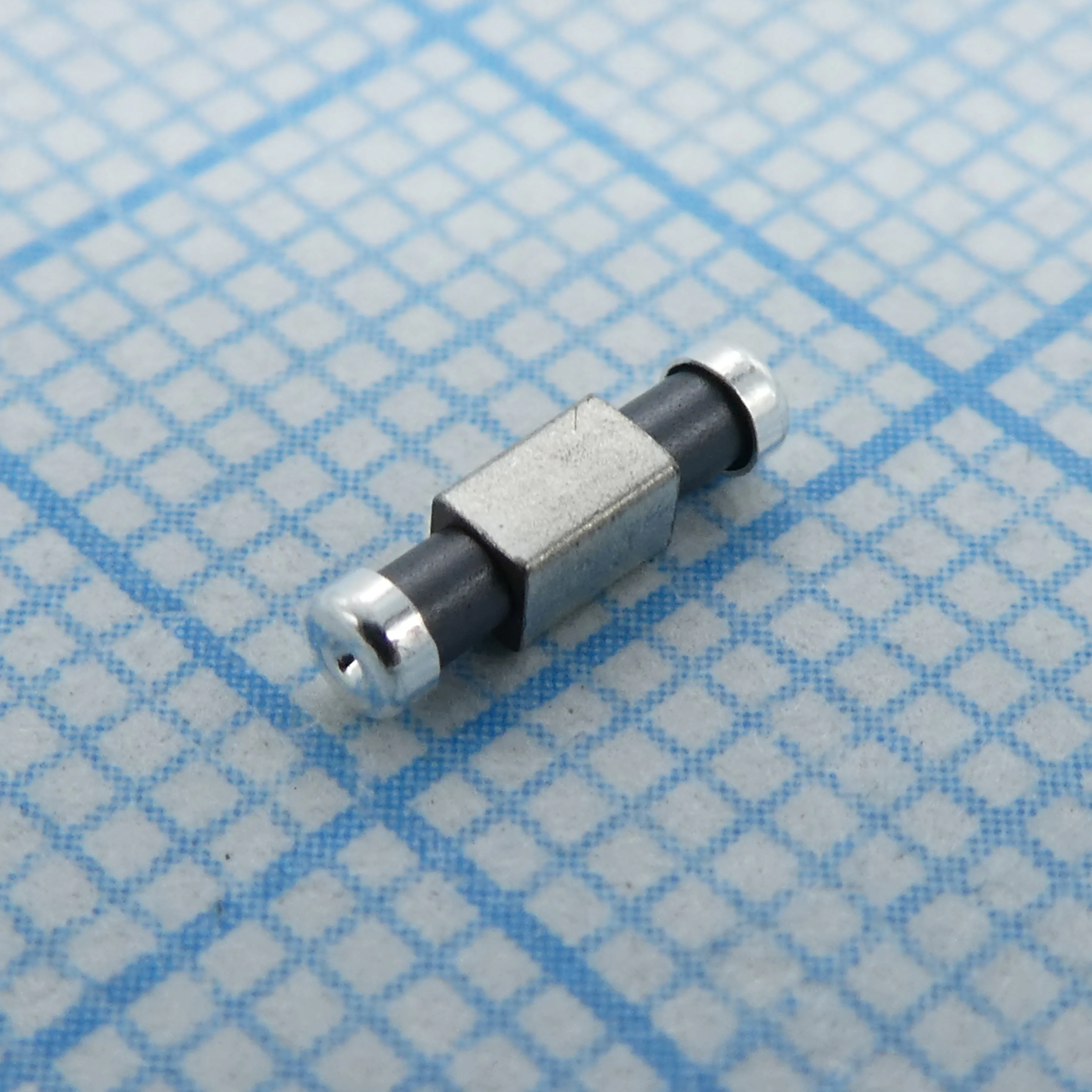 NFE61PT101Z1H9L - EMI фильтр индуктивно-емкостной 100pF ±30% 2A 50Vdc Flat Style SMD 2706 T/R
