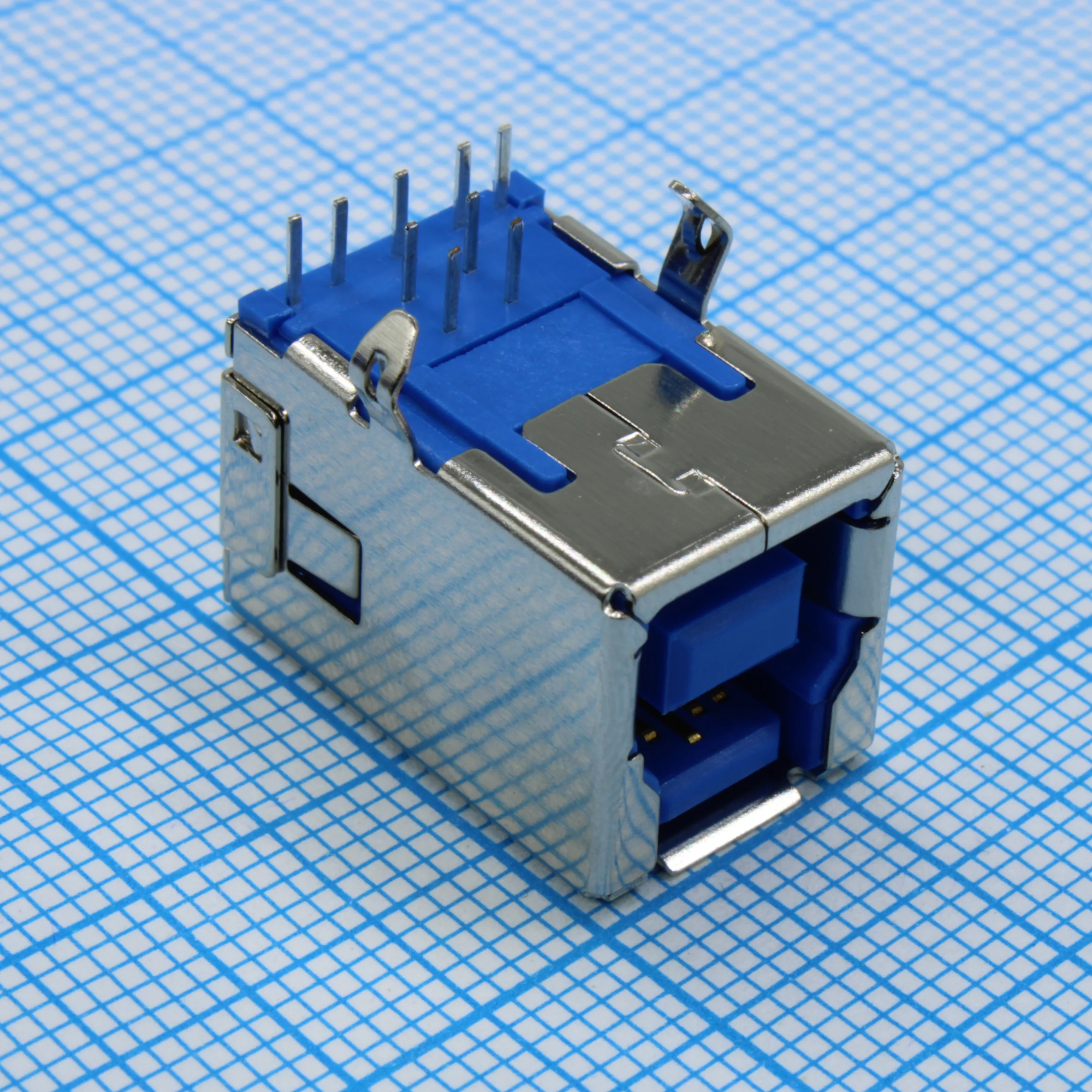 DS1099-02-LN0 - Разъем  USB3.0 "гнездо" 9-ти конт. тип B, прямой угол на плату