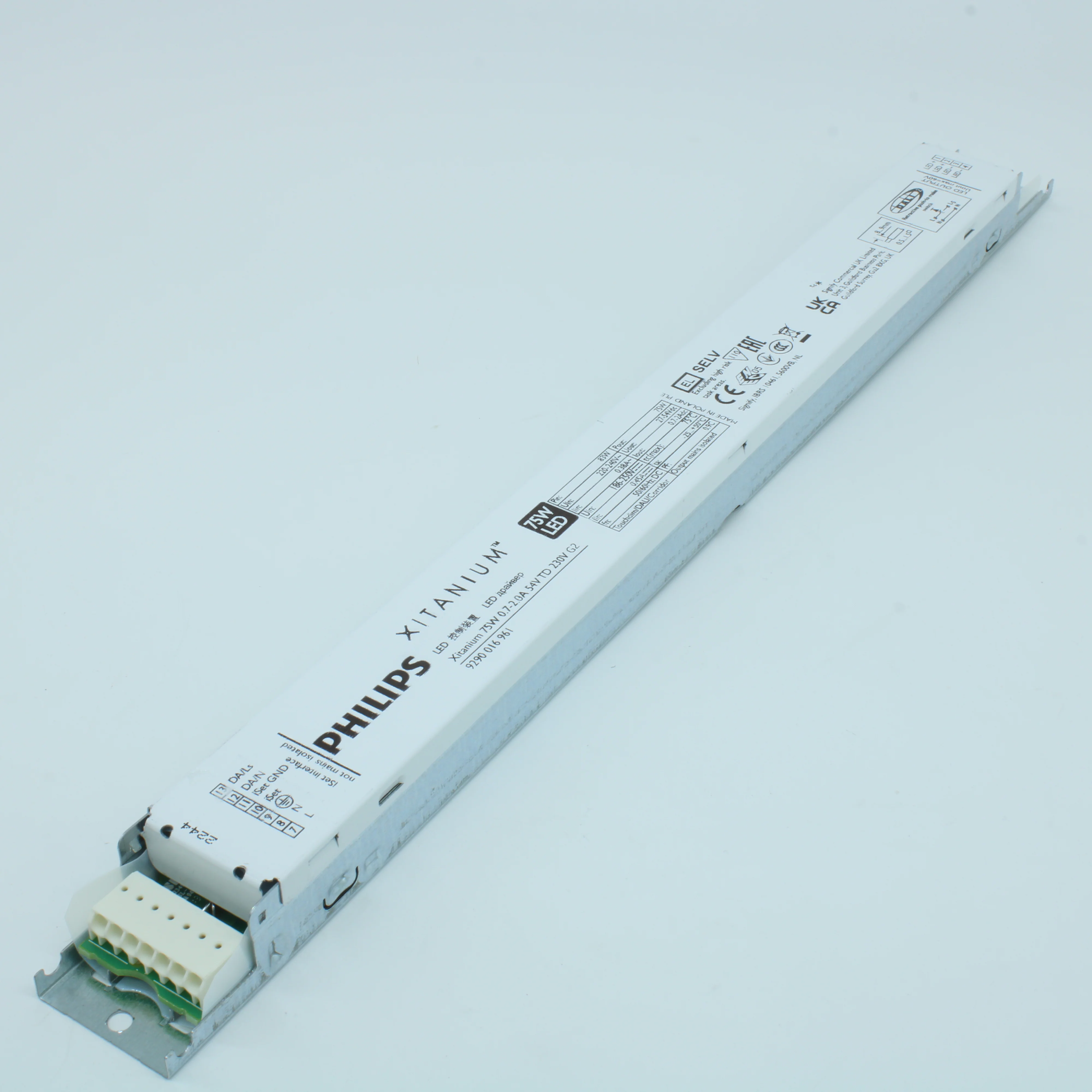 XITANIUM 75W 0.7-2.0A 54V TD 230V G2 - AC-DC, 75Вт, вход 168…275В AC, 47…63Гц/186…250В DC, ККМ, выход в режиме пост. мощности 27…54В/700…2000мА, изоляция 2kV, в кожухе 360х30х21, -25…+75°С (корпус), димминг по DALI
