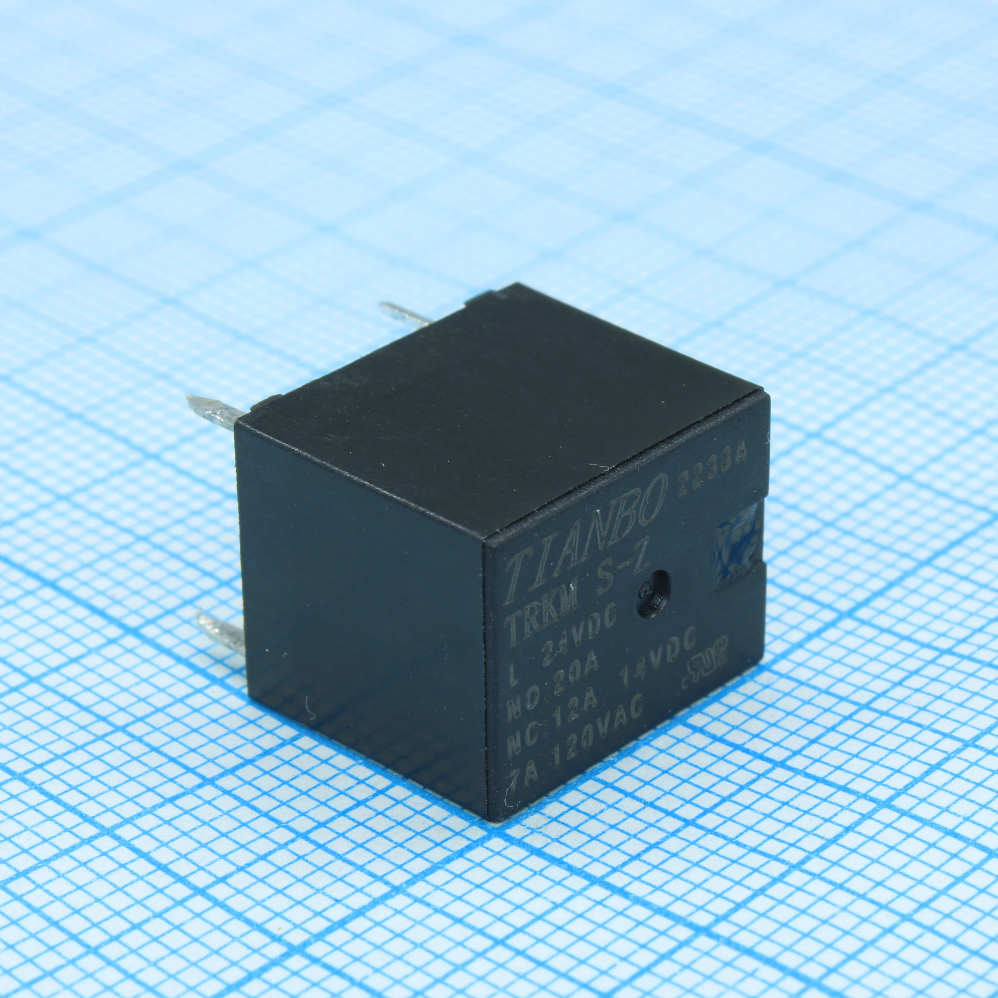 TRKM-L-24VDC-S-Z - Реле серия TRKM 25А одна группа на переключение катушка 24В 0.6Вт