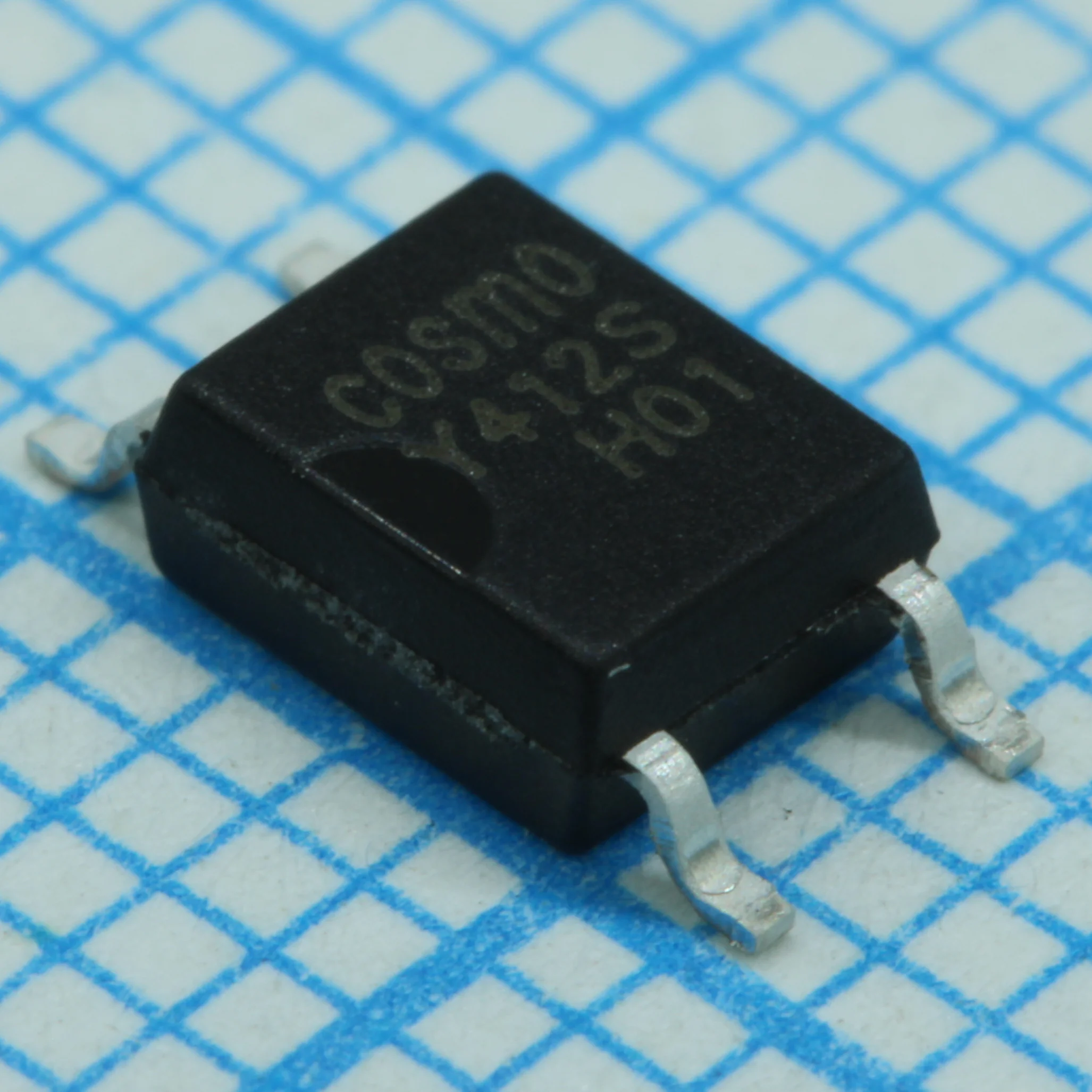 KAQY412STLD - Опто Твердотельное реле MOSFET 60В нормально замкнутное