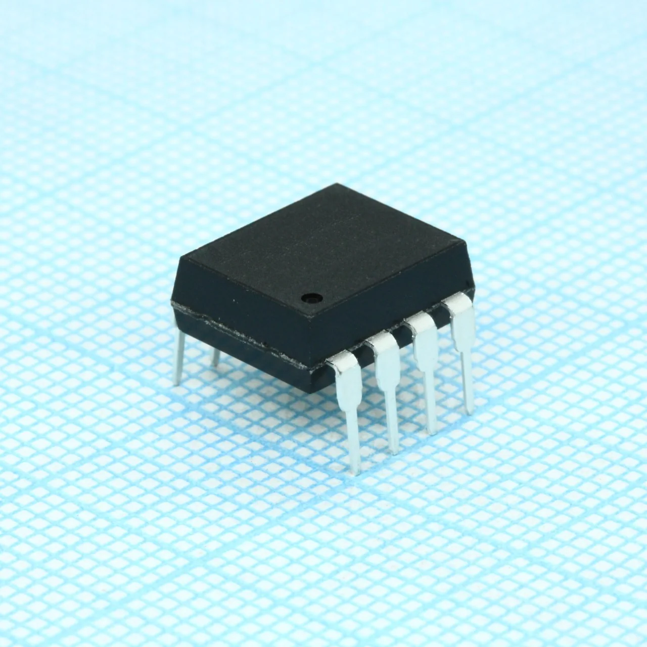 HCNW2211-000E - Оптопара одноканальная 5KVRMS 8DIP WIDE