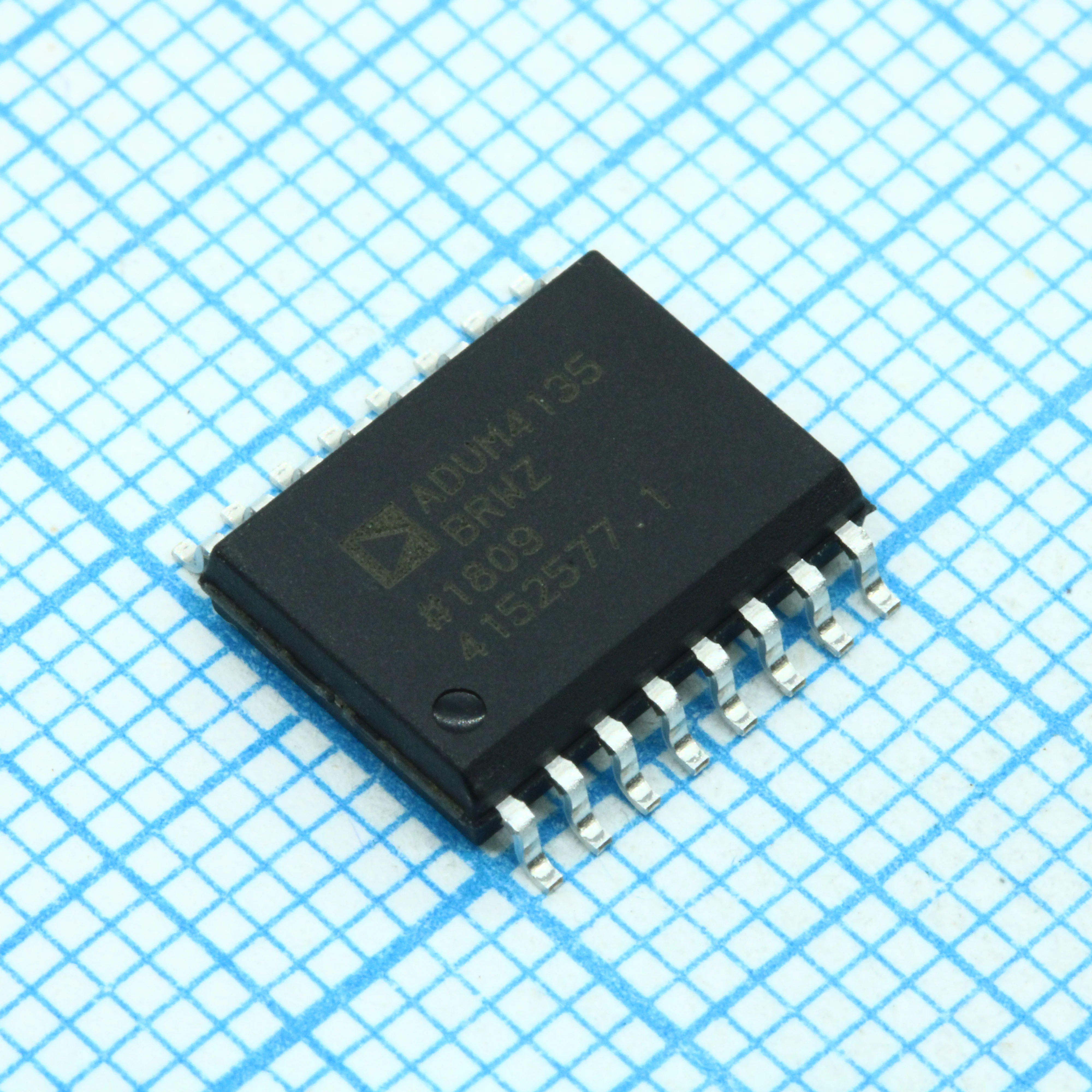 ADUM4135BRWZ - Высоковольтный драйвер затворов IGBT транзисторов с однополярным/биполярным питанием