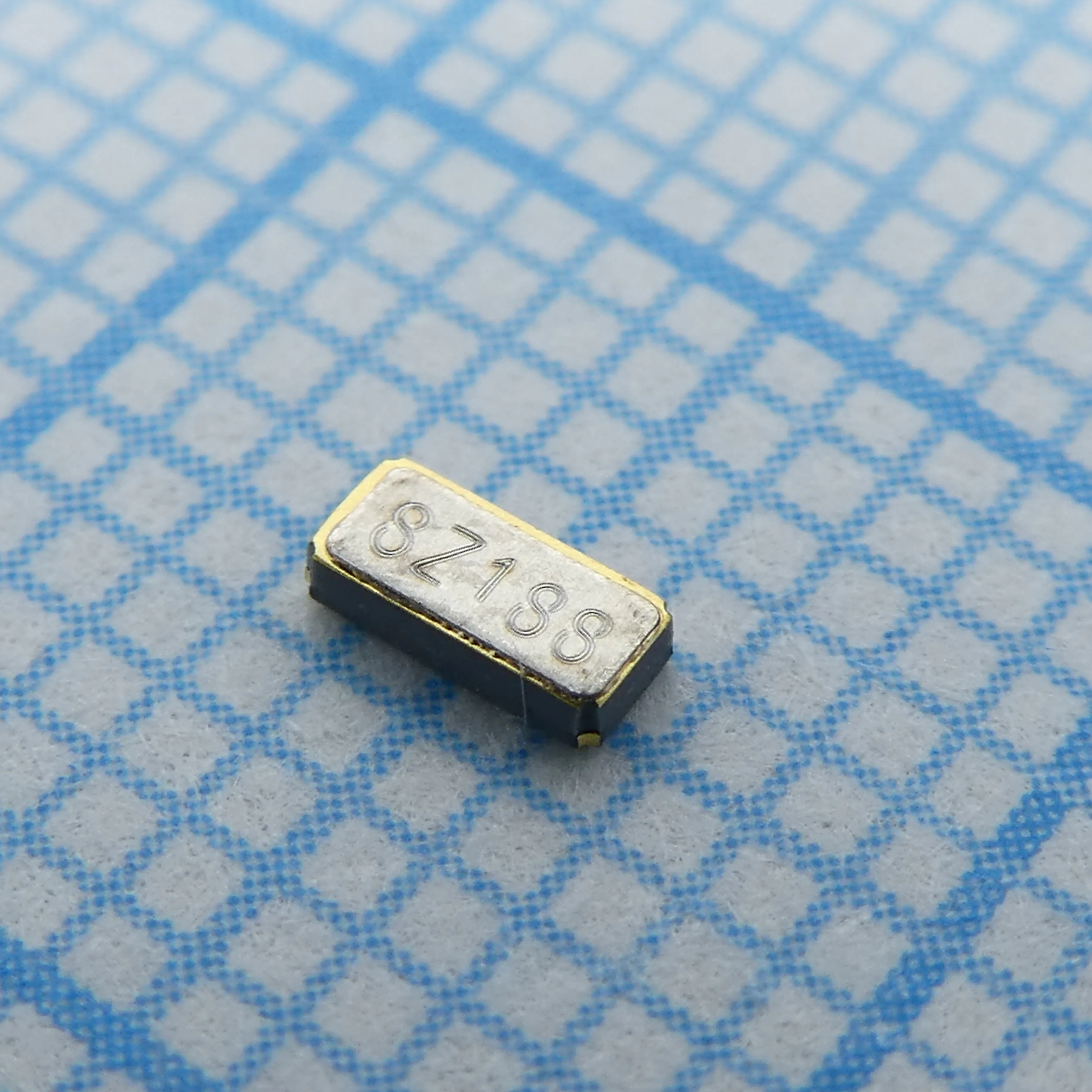 ABS07-32.768KHZ-T - Резонатор кварцевый 32.768кГц 20ppm 12.5пФ SMD лента на катушке
