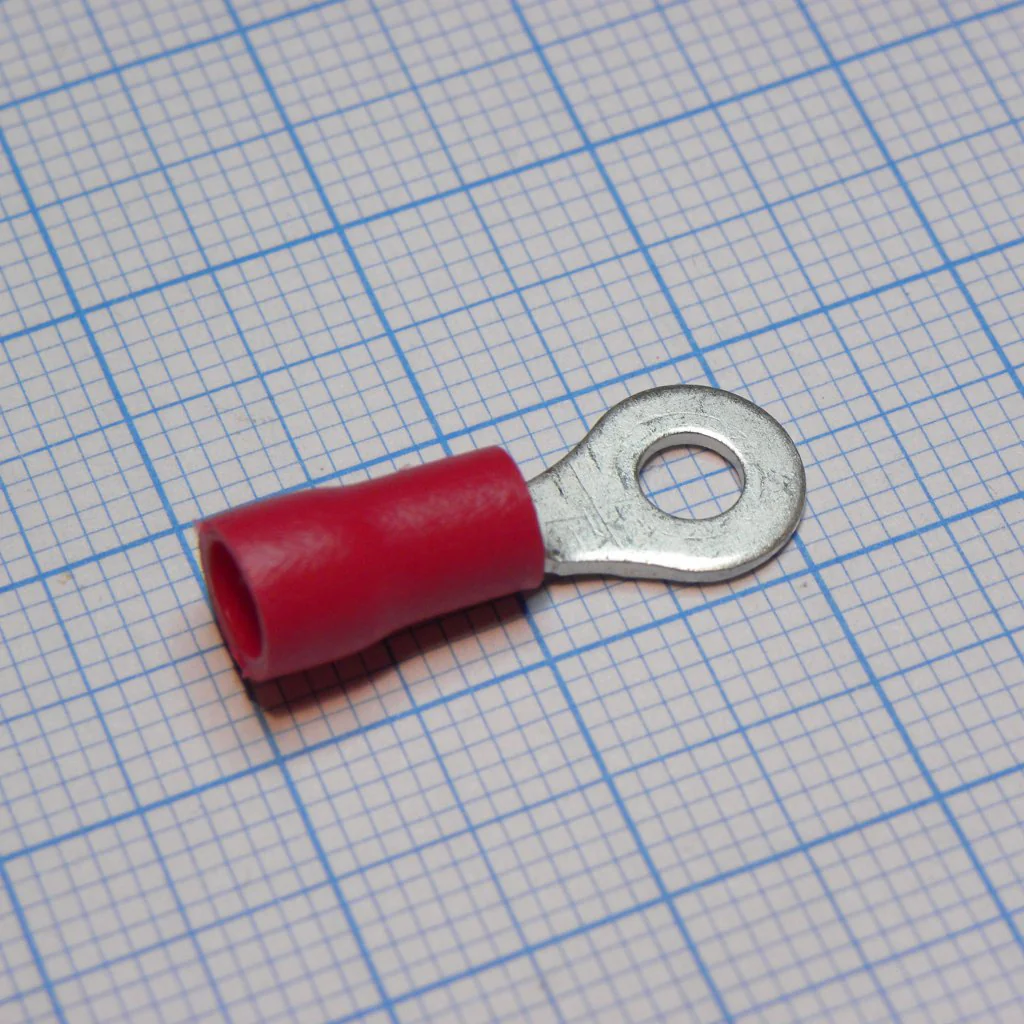 RV1.25-3.7L  Red - наконечник кабельный кольцевой с изоляцией d=3.7мм, сеч. пров.0.5-1.5мм2