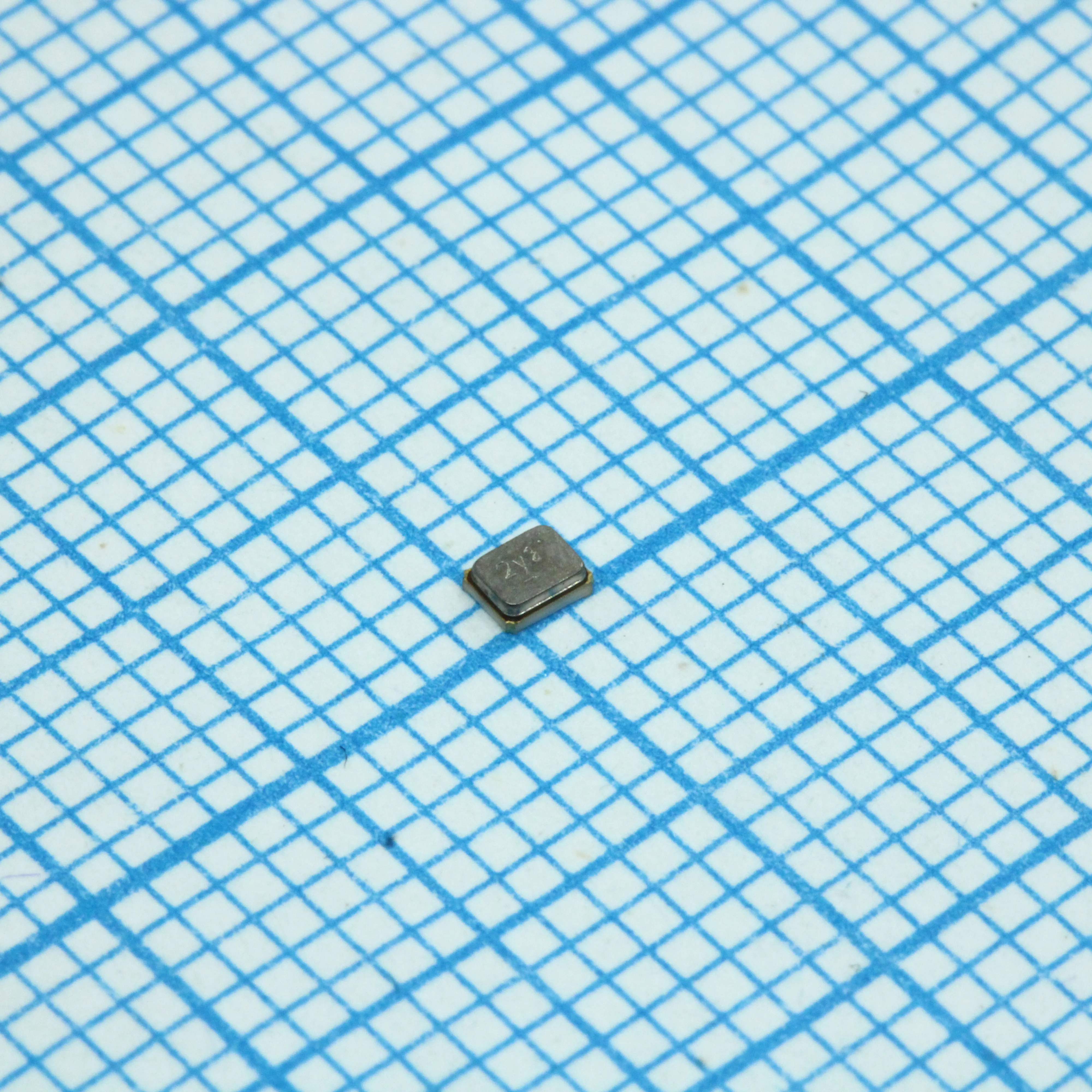 XRCGB27M120F3M00R0 - Резонатор кварцевый SMD 27.12МГц 70PPM 2x1.6мм 6пФ