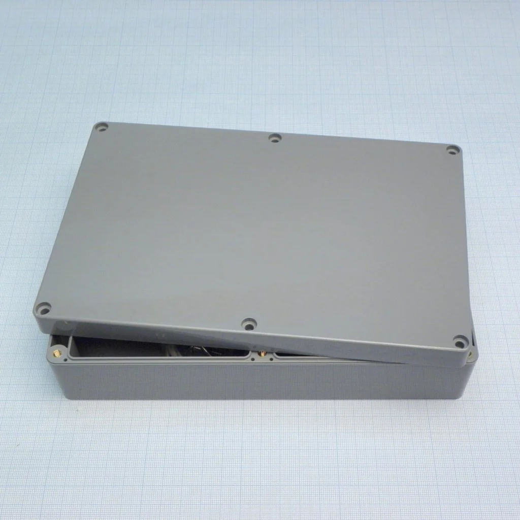 G317 - Герметичный корпус из прочного ABS пластика, IP65, темно-серый