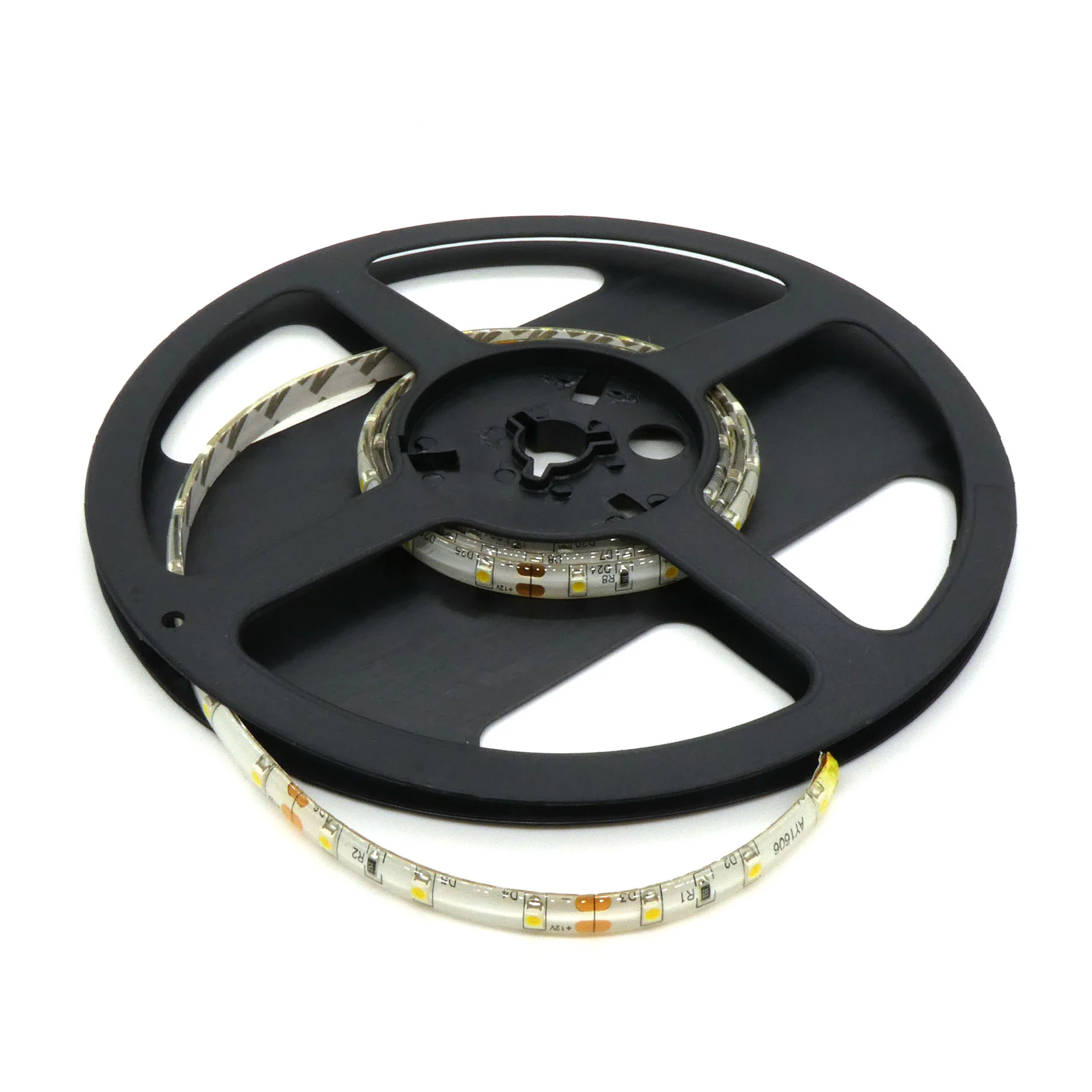 LED-лента 3528 WW/ 60 чипов/1м/12V/IP44 - в силиконовой оболочке / самоклеящаяся /белая тёплая / 60 чип диодов 3528 на метр / потребляемая мощность 4,8 Вт/м / 252 Лм/м / 2800k / 8мм / IP44