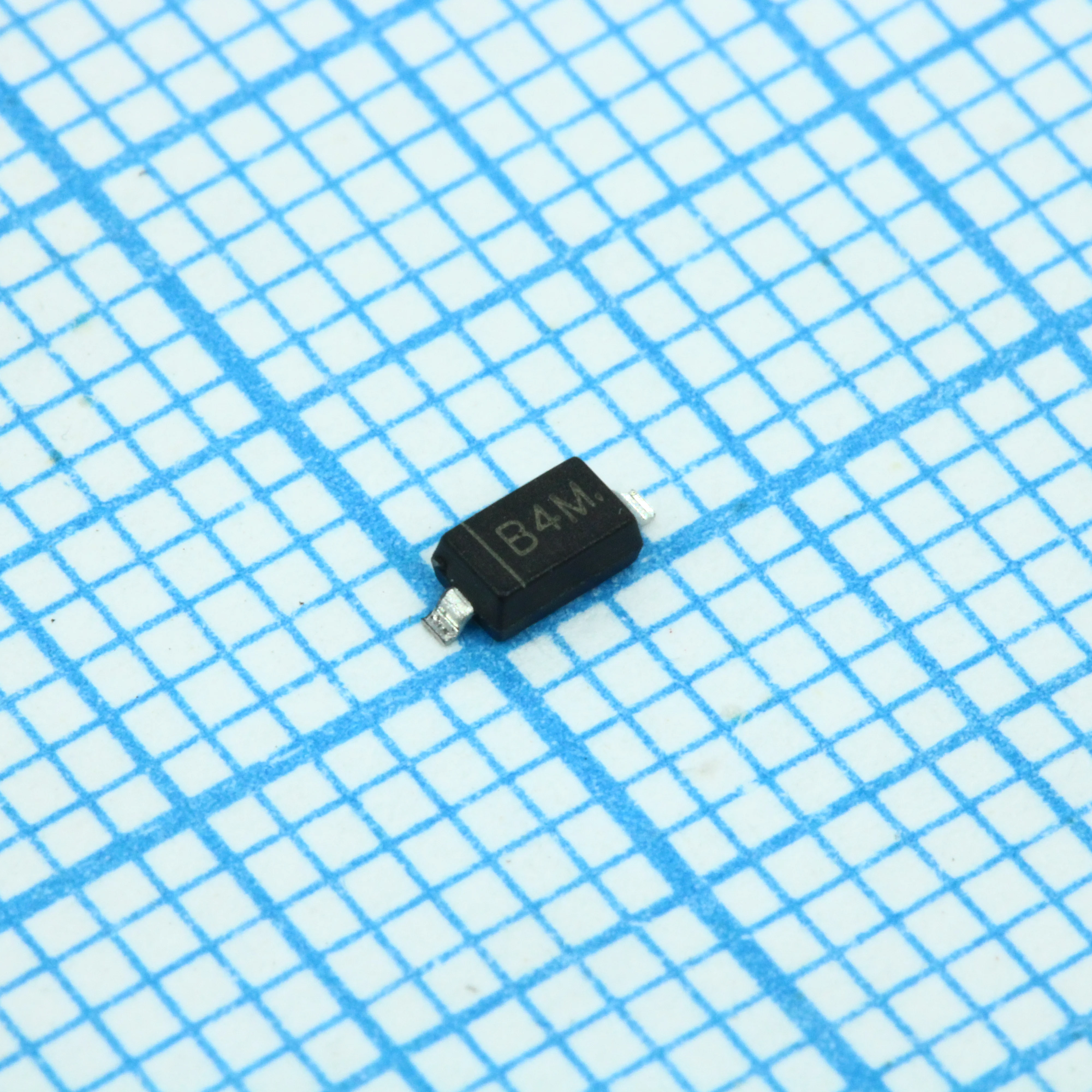 MBR0540 - Диод Шоттки  40V 0.55A 0.55V