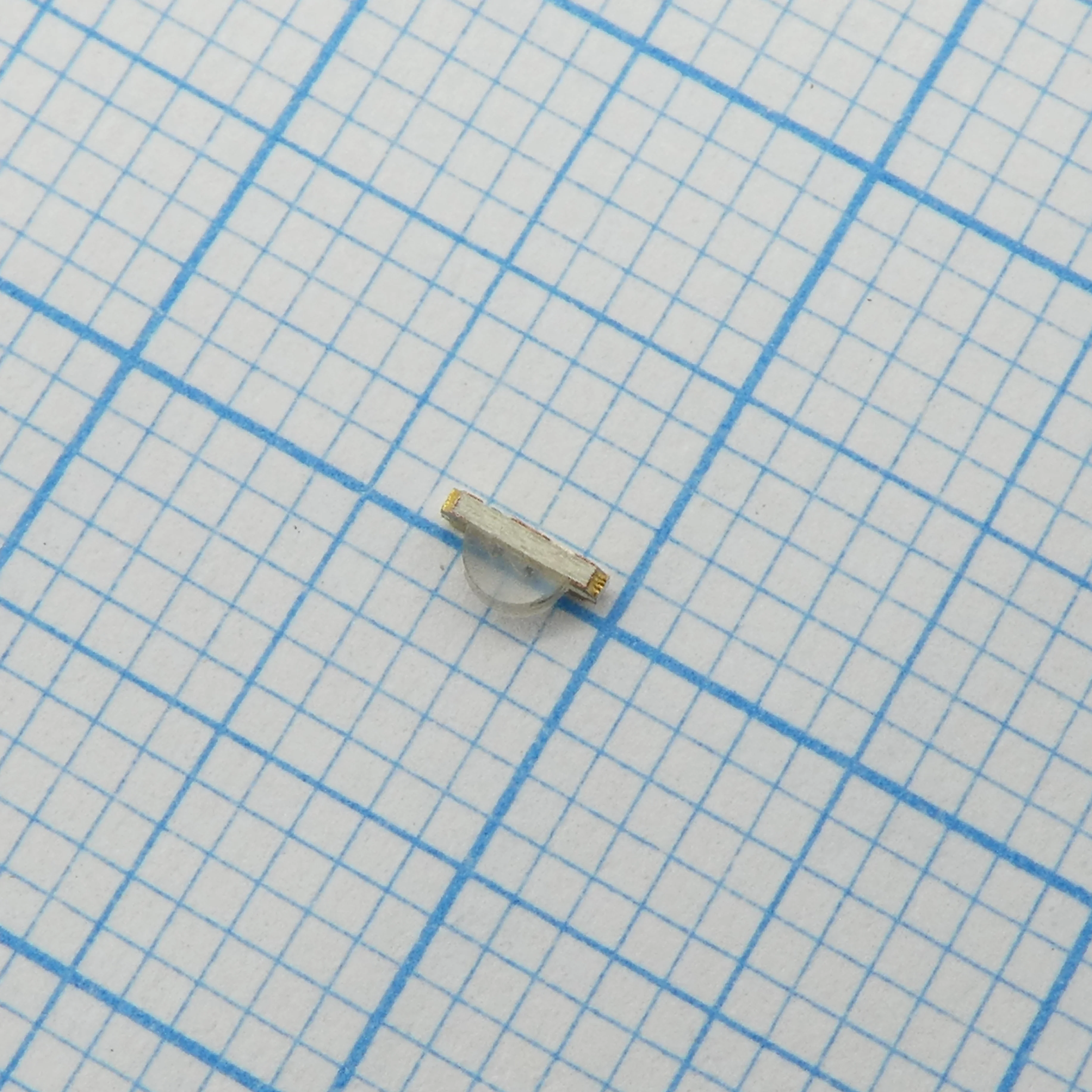 FYLS-1204BURUGC - Светодиод smd 3,2х1мм/красный/631нм/60мкд - зеленый/574нм/50мкд/прозрачный/110° угловой