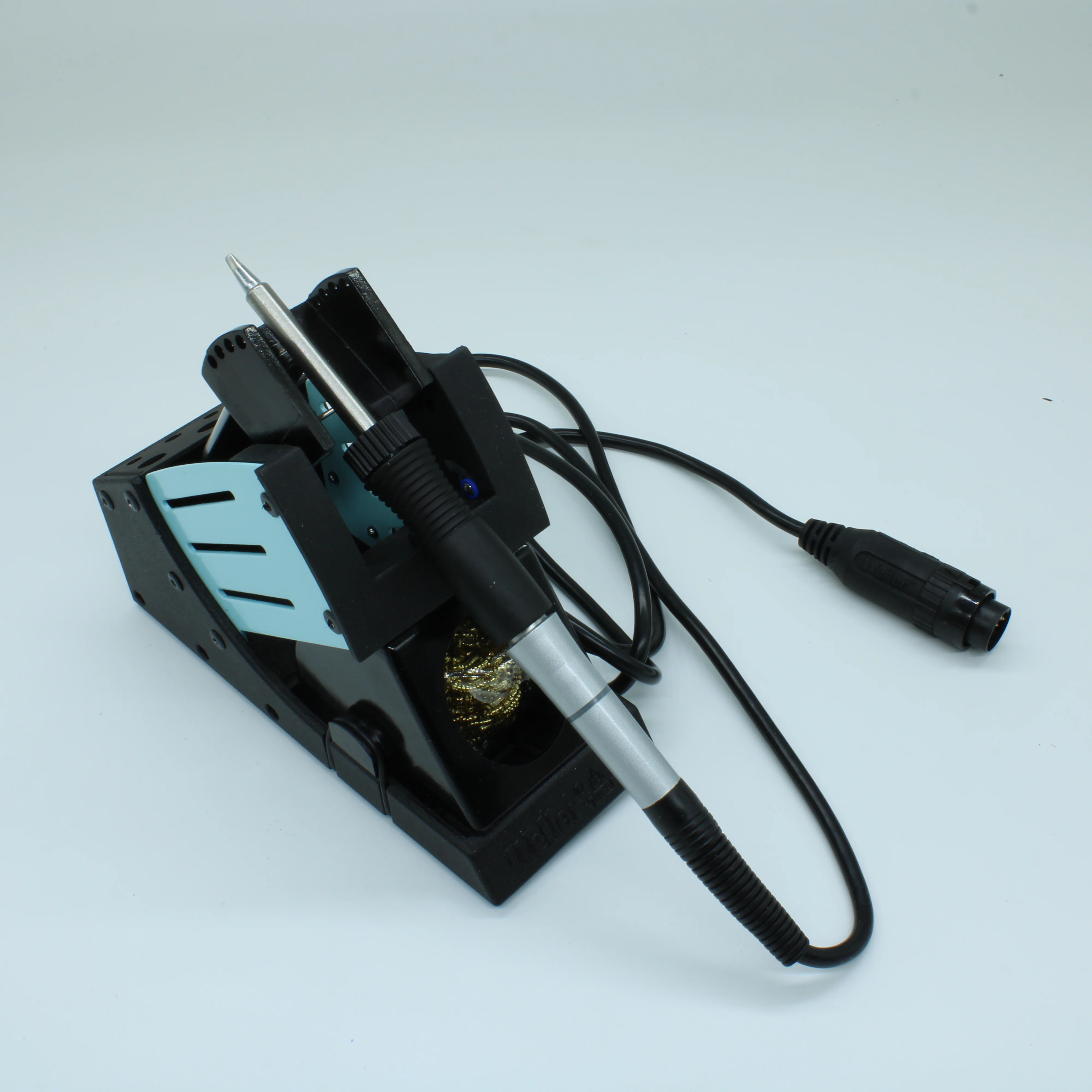 WXP 80 Soldering set with WDH 10 - Паяльник 80 Вт, 24 В, с подставкой для станций WX серий, с жалом LT B