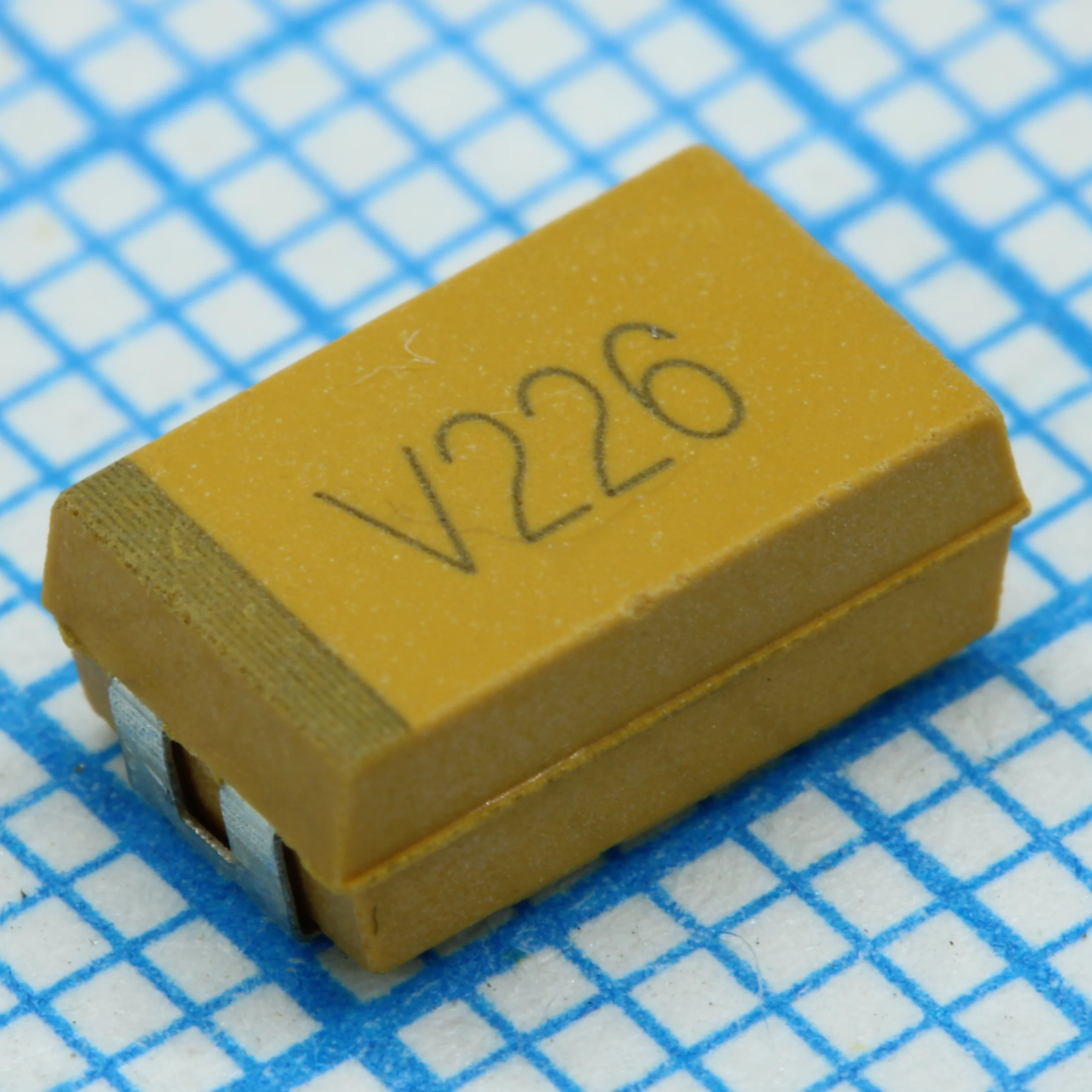 CA45-D016K107T - Конденсатор танталовый 100мкФ 16В -55°C...+125°C 0.7Ом 100кГц ±10% типоразмер D-7343