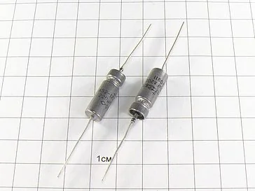 Конденсатор К52-17 220мкФ 63В 20% "5"
