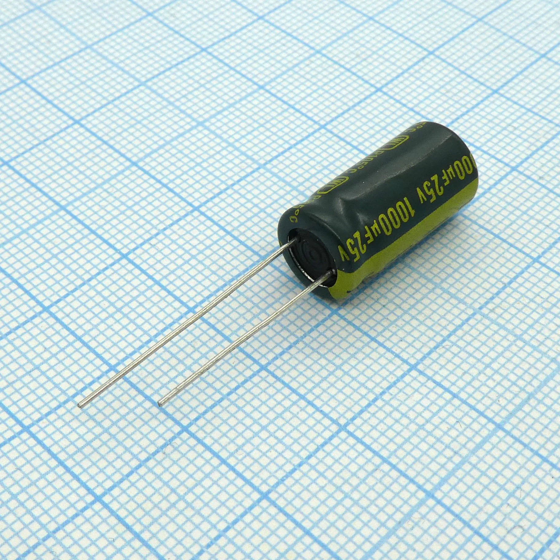 WL-25-1000 / 10*20 comp - Конденсатор радиальный 1000мкФ 25В 10*20 -55°+105°