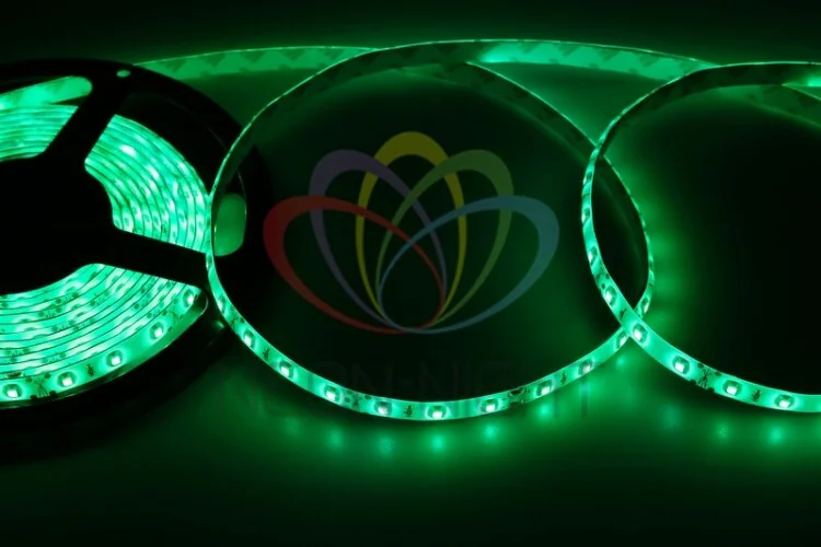 Лента светодиодная 12В, SMD2835, 4,8Вт/м, 60 LED/м, зеленый, 8мм, 5м, IP65 141-354
