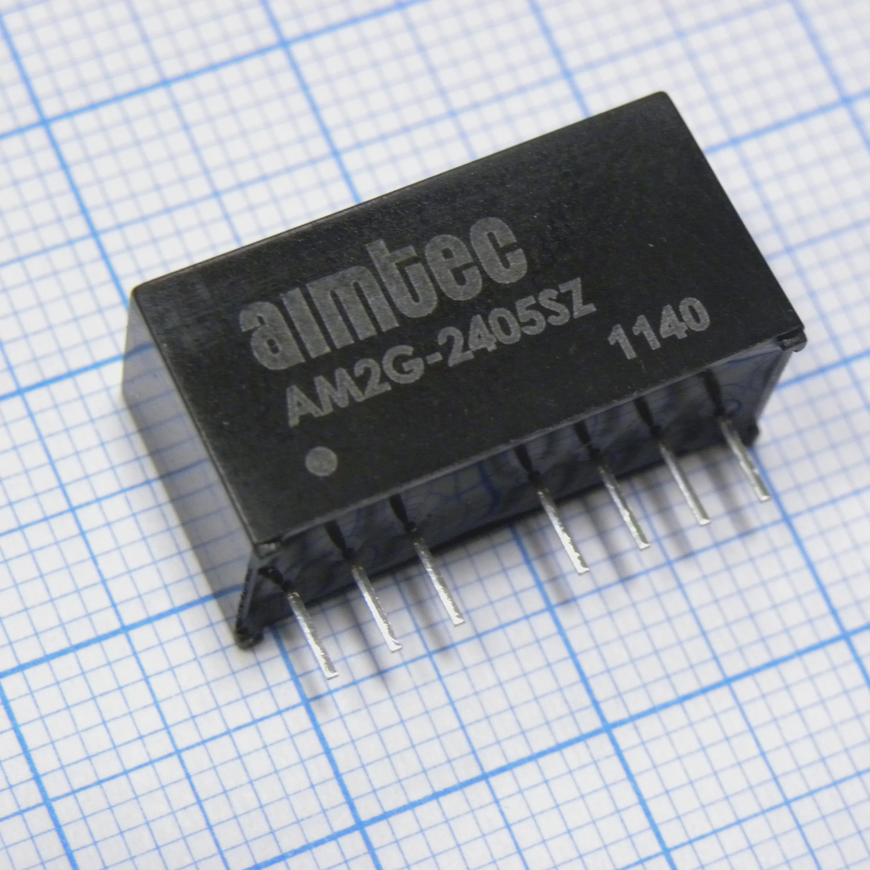 AM2G-1207SZ - DC/DC, 2Вт, вход 9…18В, выход 7.2В/0.278А, изоляция 1000В DC, КПД 75%, максимальная емкостная нагрузка не более 470мкФ, вход On/Off, SIP8, 21.85x9.2x11.1мм, -40…85°C, пластик