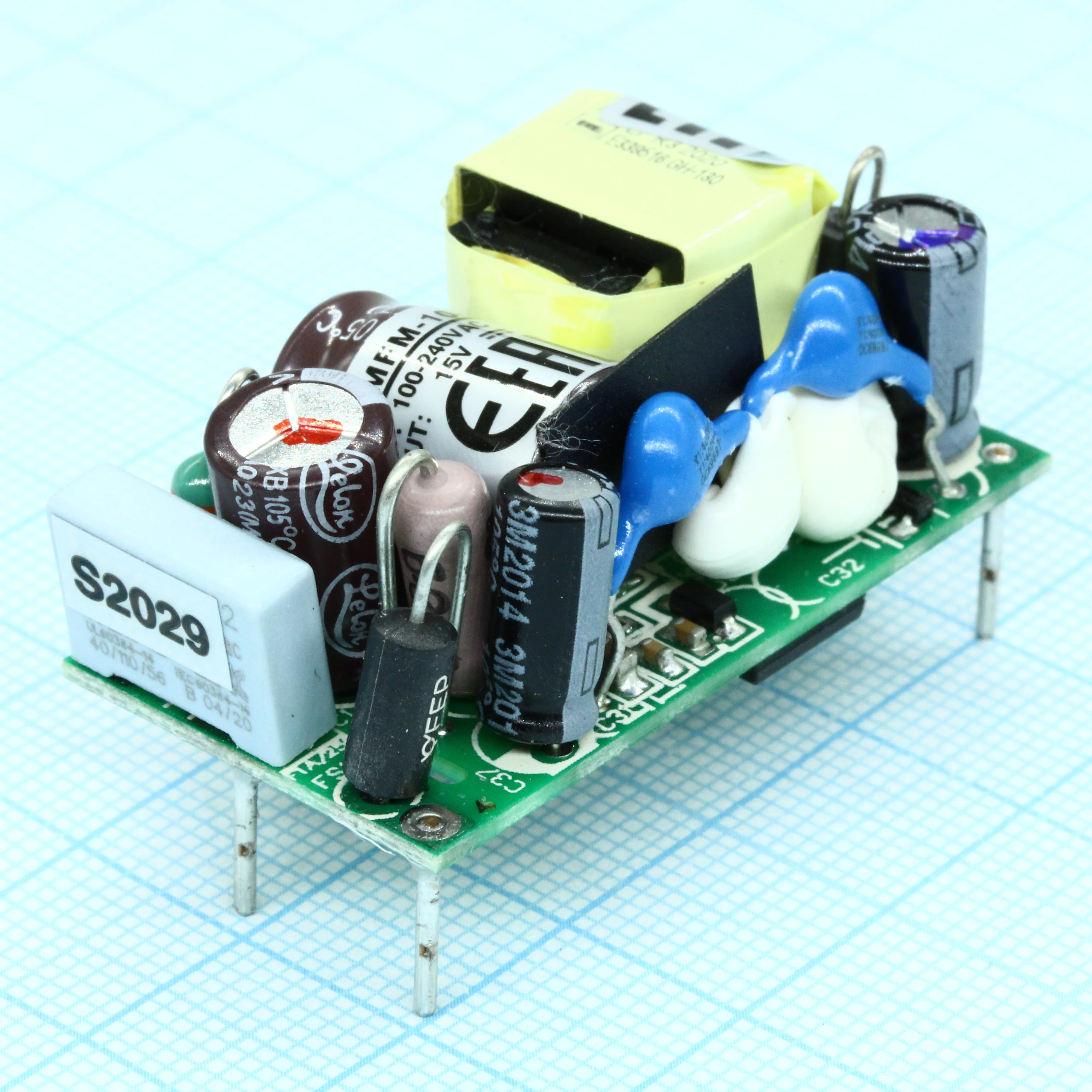 MFM-10-15 - AC-DC med, 10Вт, вход 80...264В AC 47...440 Гц, выход 15В/0.67А, изоляция 4000В AC, без корпуса 42х22.3х20.5мм, -30...+85°C
