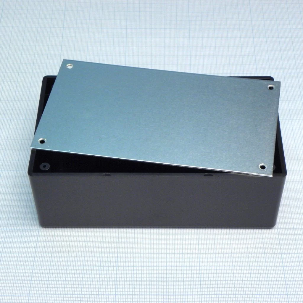 G1034BA - Корпус из высокопрочного пластика с алюминевой крышкой