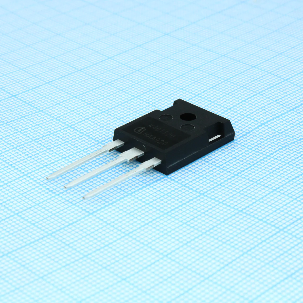 IKW40T120FKSA1 - Биполярный транзистор IGBT, 1200 В, 40 А, 270 Вт