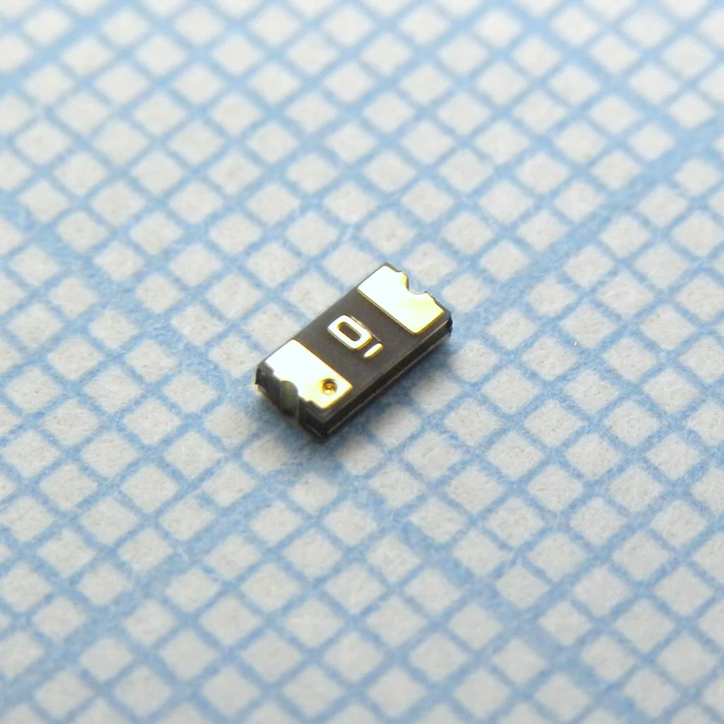 MF-NSMF012-2 - Самовосстанавливающийся предохранитель PTC 0.12A(hold) 0.29A(trip) 30V 10A 0.4W 0.2s 1.35Ohm SMD Solder Pad 1206 T/R