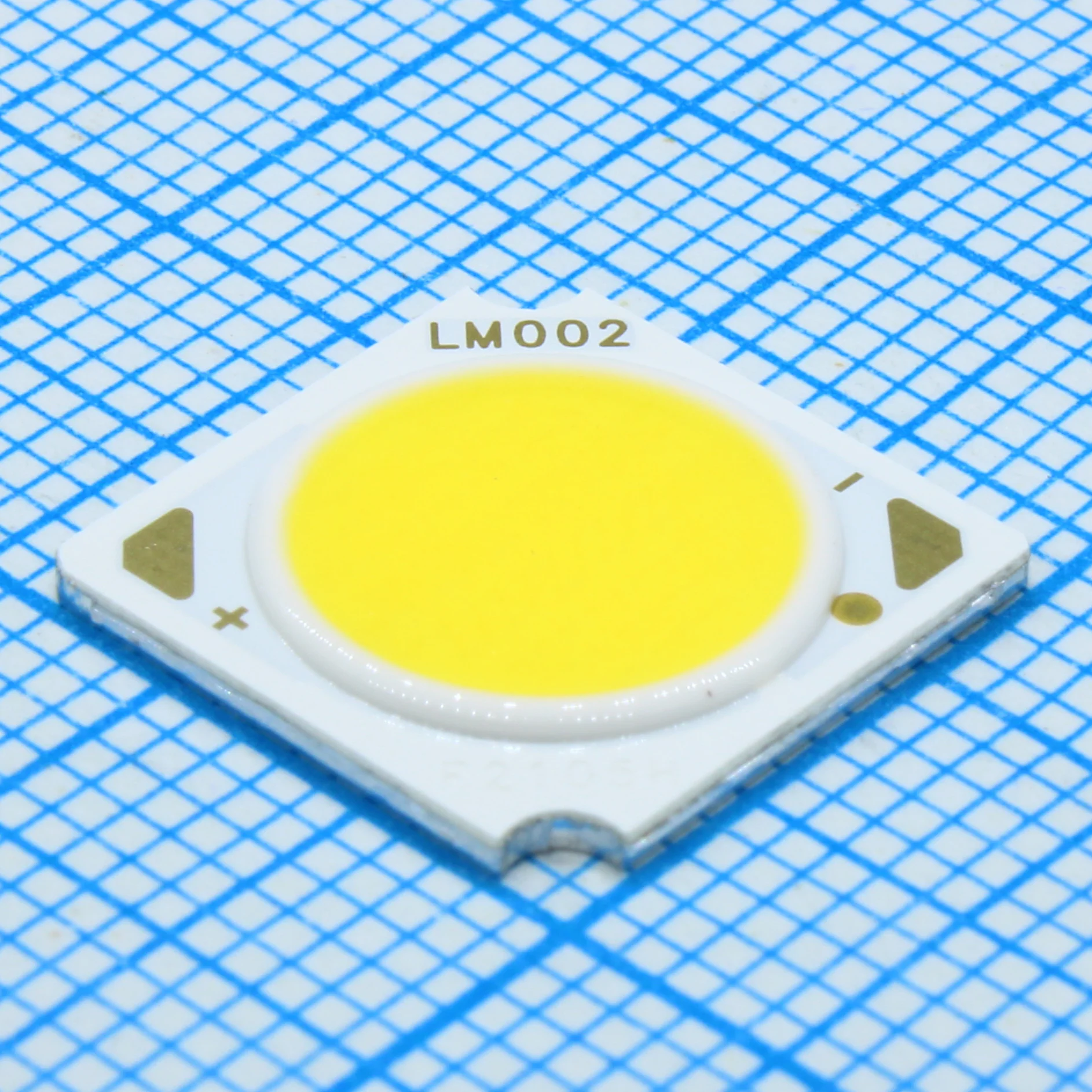 HL-LM002H384W-9B4C12(Ra4) (5000K) - 10-21W COB/ 5000K/ 36v/ 1450Lm @ 350mA (115Lm/W)/ Ifmax=600mA/ CRI=90/ 13,5x13,5x1,6mm/ 120°